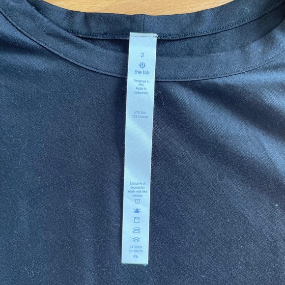 LULULEMON LAB BLACK SILK BLEND T-SHIRT NWT SIZE 2 - Picture 6 of 7